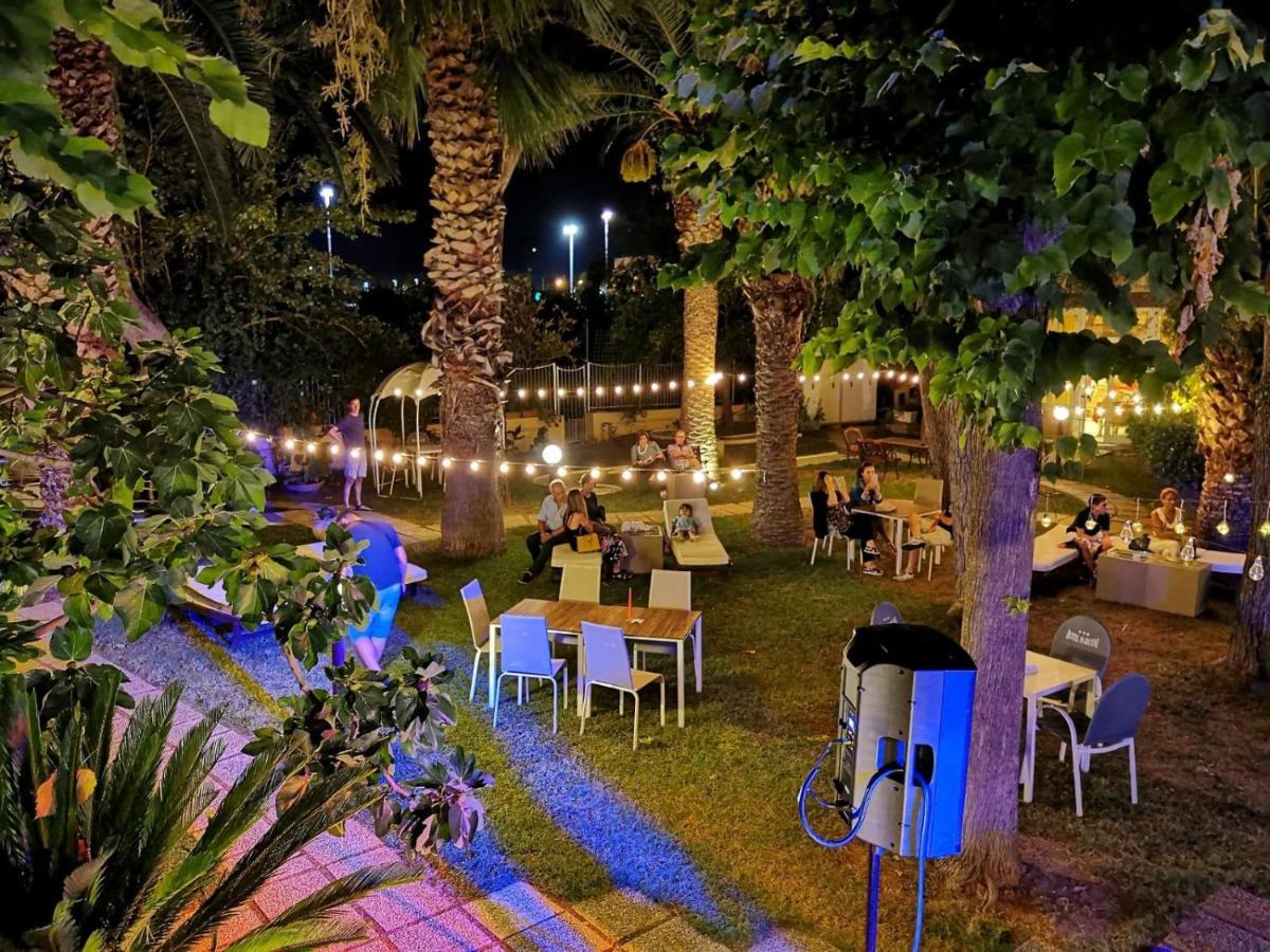 فندق هوتل ماركوني سان بنيديتّو ديل ترونتو المظهر الخارجي الصورة