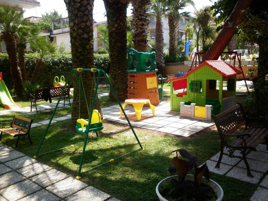 فندق هوتل ماركوني سان بنيديتّو ديل ترونتو المظهر الخارجي الصورة